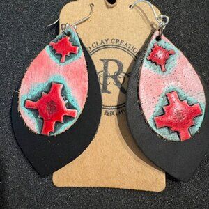 NWT Red Clay Creations Hand Tooled Genuine Leather Southwestern Earrings